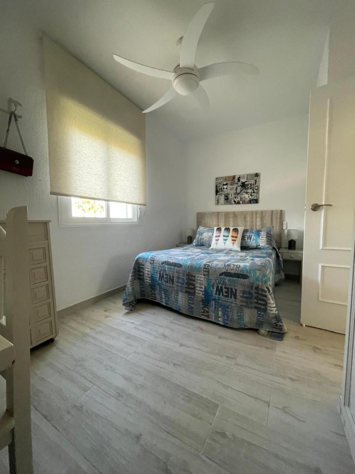 Apartamentos イスラ・カネラ エクステリア 写真